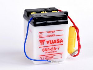 Konvenční 6V akumulátor bez kyseliny YUASA